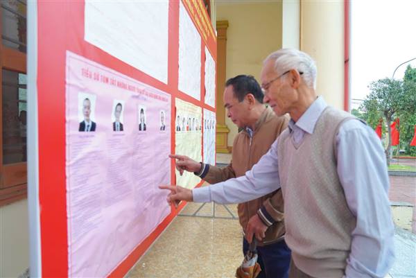 Khí thế ngày hội non sông lan tỏa ở xã Trường Tân.