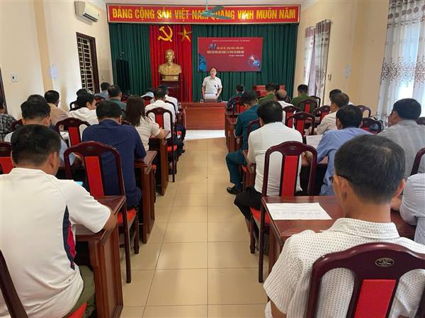 Hội đồng Nghĩa vụ quân sự xã rà soát danh sách thanh niên khám tuyển năm 2026