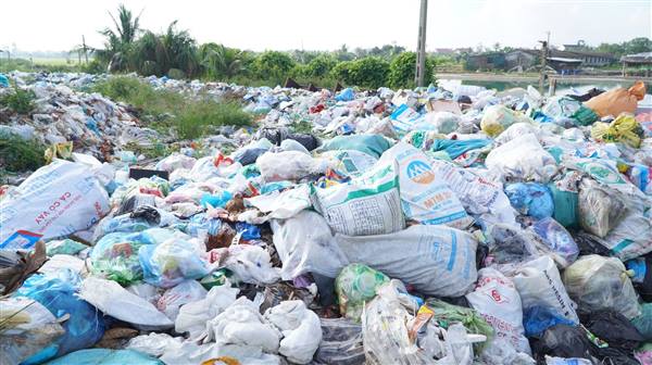 Giám sát công tác thu gom, phân loại và xử lý rác thải sinh hoạt tại hộ gia đình trên địa bàn xã Tứ Kỳ