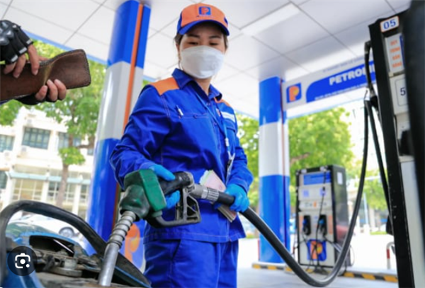THÔNG BÁO
Về việc công khai danh sách kết quả kiểm tra hồ sơ đăng ký, cấp Giấy chứng
nhận quyền sử dụng đất, quyền sở hữu tài sản gắn liền với đất
