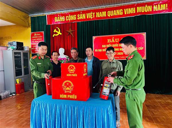 Xã Tứ Kỳ triển khai kế hoạch bảo đảm an toàn phòng cháy, chữa cháy tại các khu vực bỏ phiếu