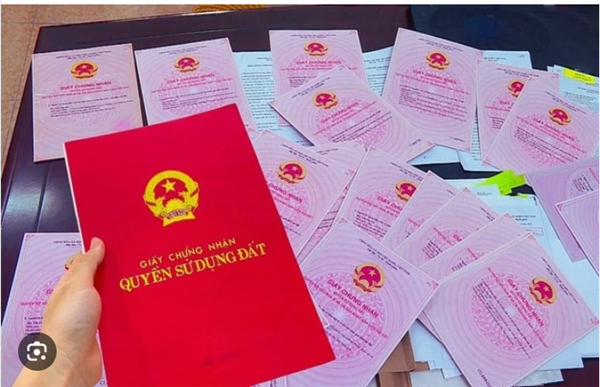 THÔNG BÁO
Công khai số điện thoại của đồng chí Bí thư Đảng ủy,
Phó Bí thư thường trực Đảng ủy; Chủ tịch HĐND, Phó Chủ tịch HĐND;
Chủ tịch, các Phó Chủ tịch UBND xã và lãnh đạo, cán bộ, công chức
các cơ quan, đơn vị thuộc UBND xã Tứ Kỳ, thành phố Hải Phòng