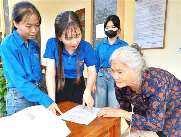 Xã Tứ Kỳ triển khai hoạt động Tổ Công nghệ số cộng đồng năm 2026