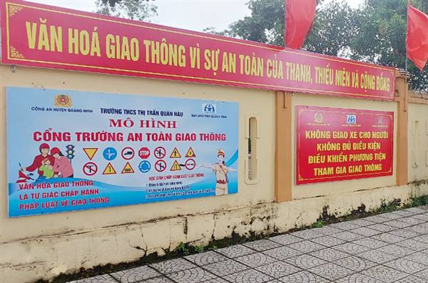 Triển khai mô hình “Cổng trường an toàn giao thông”