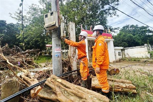 Tăng cường phối hợp bảo đảm an toàn điện, chủ động ứng phó thiên tai năm 2026