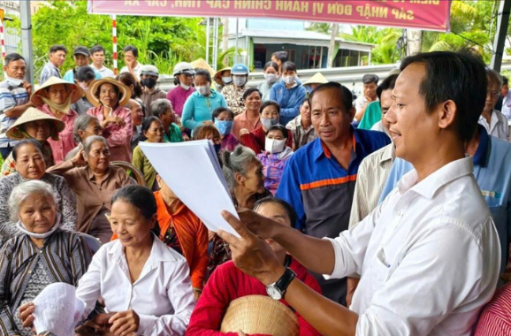 KẾ HOẠCH
Tổ chức lấy ý kiến Nhân dân và trình Hội đồng nhân dân xã
ban hành Nghị quyết về sắp xếp, tổ chức lại thôn trên địa bàn xã