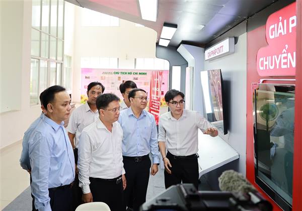 Tứ Kỳ rà soát hơn 1.000 nhiệm vụ quản lý nhà nước đẩy mạnh chuyển đổi số phục vụ người dân