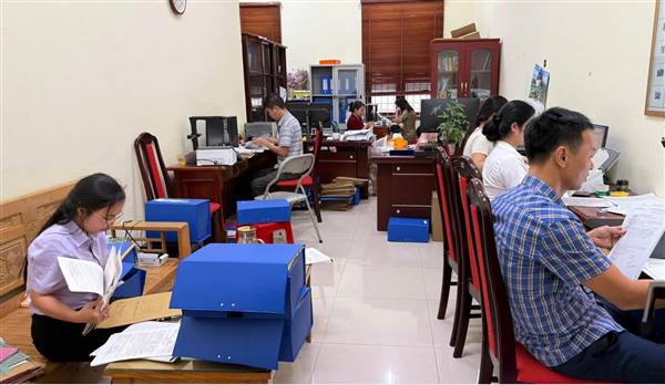 Tứ Kỳ đẩy mạnh số hóa hồ sơ đảng viên