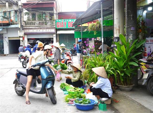 Phường Tứ Minh tăng cường công tác quản lý hoạt động mua bán, không để phát sinh chợ tự phát gây mất mỹ quan đô thị
