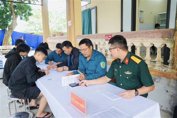 Phường Tứ Minh: Trên 270 thanh niên khám sơ tuyển nghĩa vụ quân sự và công an nhân dân năm 2026