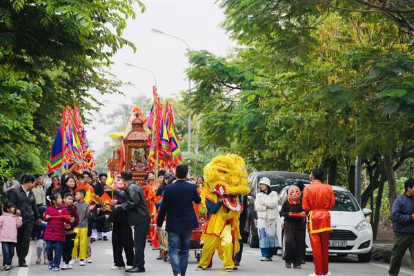 📸Chùm ảnh: Linh thiêng lễ rước Thành Hoàng Đình Đồng Tranh- Tổ dân phố Đồng Tranh, phường Tứ Minh