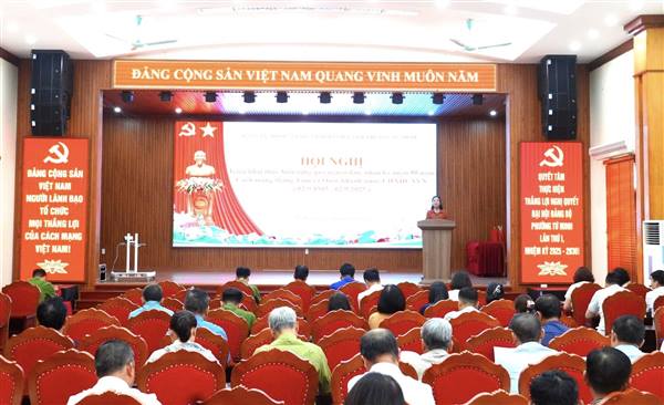 Phường Tứ Minh tổ chức Hội nghị triển khai thực hiện tặng quà người dân nhân kỷ niệm 80 năm Cách mạng tháng 8 và Quốc Khánh 2/9