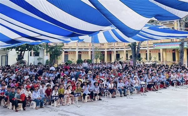 Toàn quốc sắp xếp trường học, bệnh viện công lập 👇