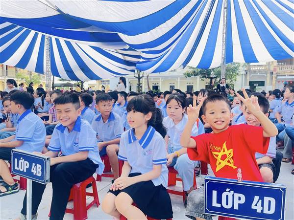 Chùm ảnh: Trường Tiểu học Tứ Minh tổng duyệt Lễ khai giảng năm học mới 2025-2026 