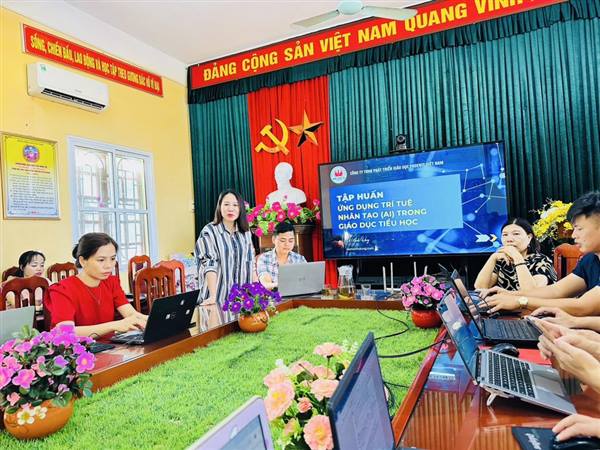 Trường TH Cẩm Đoài tổ chúc tập huấn ứng dụng trí tuệ nhân tạo trong giáo dục Tiểu học
TRƯỜNG TIỂU HỌC CẨM ĐOÀI TỔ CHỨC TẬP HUẤN ỨNG DỤNG TRÍ TUỆ NHÂN TẠO TRONG GIÁO DỤC TIỂU HỌC