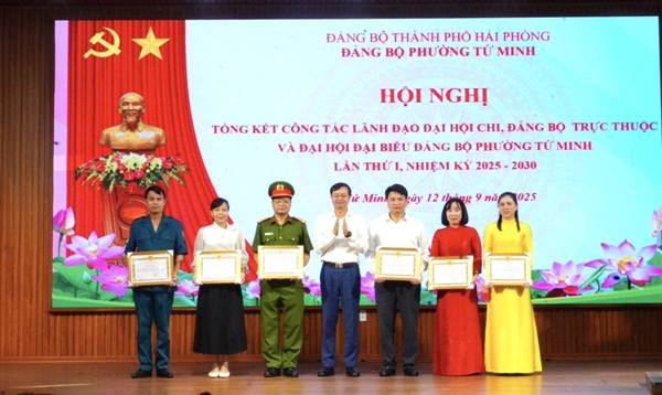 Đang bộ phường Tứ Minh tổ chức Hội nghị tổng kết công tác lãnh đạo Đại Hội Chi, Đảng bộ trực thuộc và Đại Hội Đại biểu Đảng bộ phường lần thứ nhất, nhiệm kỳ 2025-2030