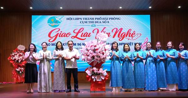 CỤM THI ĐUA SỐ 8 GIAO LƯU VĂN NGHỆ CHÀO MỪNG NGÀY PHỤ NỮ VIỆT NAM 20/10