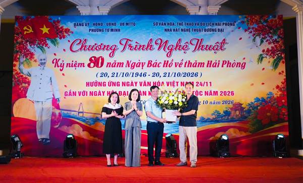 NHỮNG HÌNH ẢNH ẤN TƯỢNG TỪ CHƯƠNG TRÌNH NGHỆ THUẬT KỶ NIỆM 80 NĂM NGÀY BÁC HỒ VỀ THĂM HẢI PHÒNG (20,21/10/1946 - 20, 21/10/2026); HƯỞNG ỨNG NGÀY VĂN HOÁ VIỆT NAM 24/11 GẮN VỚI NGÀY HỘI ĐẠI ĐOÀN KẾT TOÀN DÂN TỘC VIỆT NAM NĂM 2026 