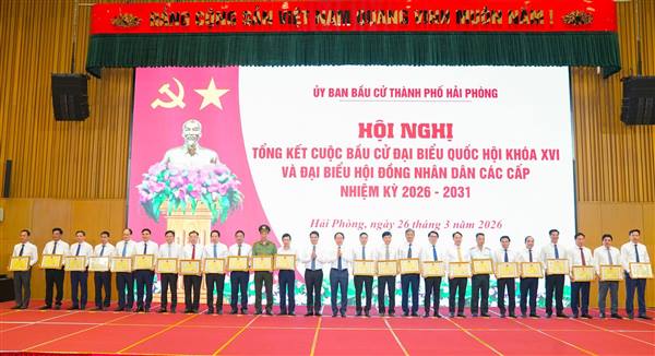 Phường Tứ Minh vinh dự được khen thưởng trong công tác bầu cử