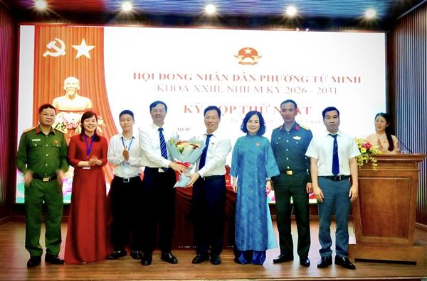 Kỳ họp thứ nhất HĐND phường Tứ Minh Khóa XXIII: Kiện toàn tổ chức, tạo nền tảng cho nhiệm kỳ mới