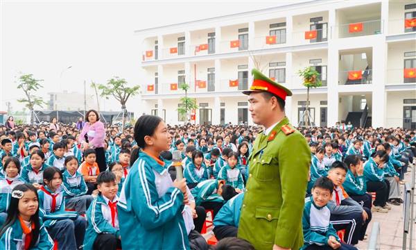 Phường Tứ Minh triển khai mô hình "Trường học không ma túy" tại trường THCS Tứ Minh