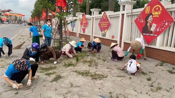 Hội LH phụ nữ phường Tứ Minh tổng vệ sinh môi trường