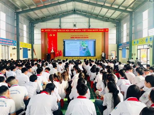Trường THCS Cẩm Đoài ra mắt mô hình dân vận khéo trong xây dựng môi trường giáo dục an toàn, thân thiện