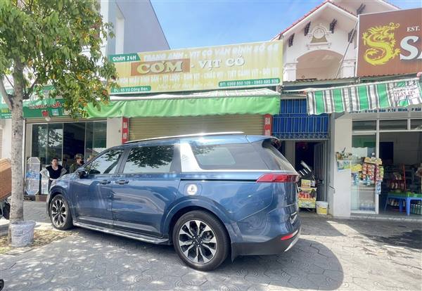 Đã có trường hợp đỗ xe trên vỉa hè, sai quy định tại phường Tứ Minh bị lập biên bản xử phạt hành chính