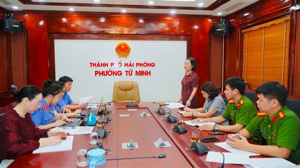 Kiểm sát trực tiếp công tác thi hành án hình sự tại phường Tứ Minh