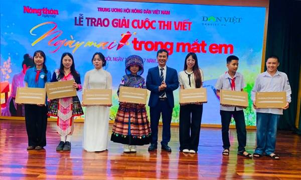 Học sinh trường THCS Tứ Minh đạt giải khuyến khích cuộc thi viết "Ngày mai trong mắt em"