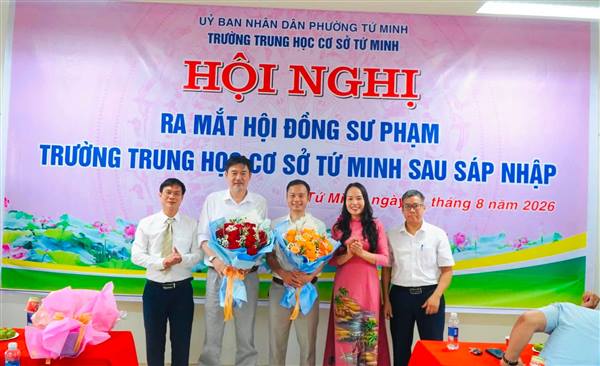 Trường THCS Tứ Minh ra mắt Hội đồng sư phạm sau sáp nhập