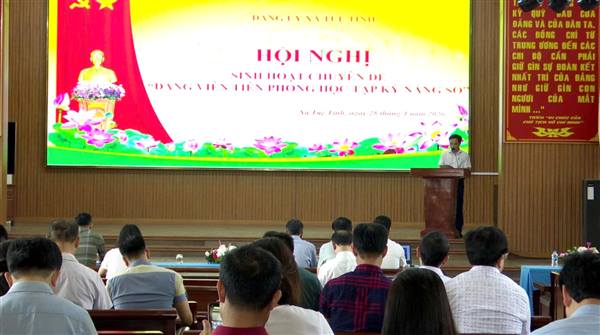 ĐẢNG BỘ XÃ TUỆ TĨNH TỔ CHỨC SINH HOẠT CHUYÊN ĐỀ: “ĐẢNG VIÊN TIÊN PHONG HỌC TẬP KỸ NĂNG SỐ”