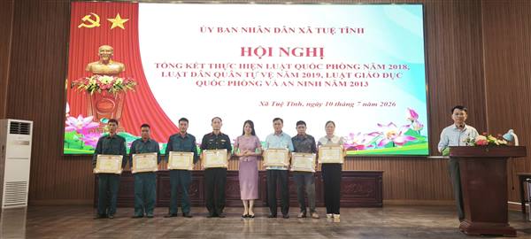 Xã Tuệ Tĩnh tổ chức Hội nghị tổng kết thực hiện Luật Quốc phòng năm 2018, Luật Dân quân tự vệ năm 2019 và Luật Giáo dục quốc phòng và an ninh năm 2013