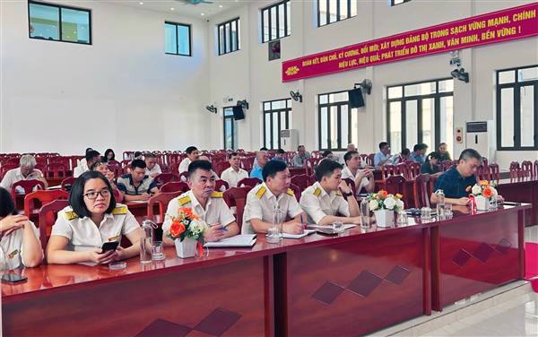 Hội nghị triển khai công tác thu thuế Sử dụng đất phi nông nghiệp qua ứng dụng eTax Mobile