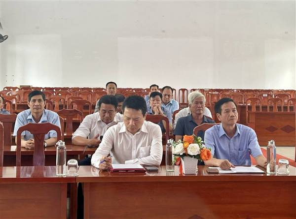 PHƯỜNG VIỆT HÒA THAM DỰ HỘI NGHỊ TRỰC TUYẾN TRIỂN KHAI KẾ HOẠCH BẢO ĐẢM TRẬT TỰ AN TOÀN GIAO THÔNG VÀ XÂY DỰNG TUYẾN QUỐC LỘ AN TOÀN