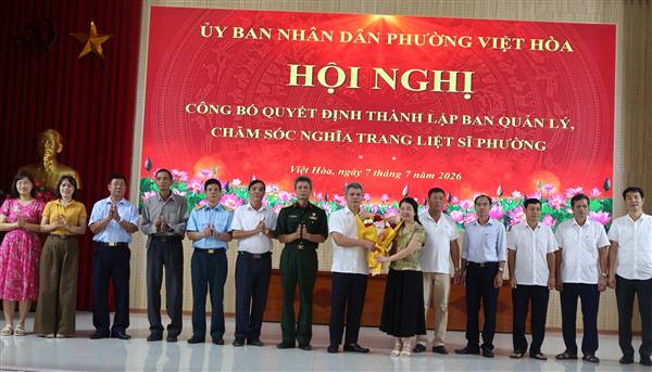 Hội nghị công bố Quyết định thành lập Ban Quản lý chăm sóc Nghĩa trang liệt sỹ phường Việt Hòa