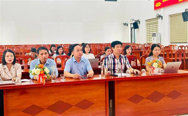 ĐẢNG ỦY PHƯỜNG VIỆT HÒA THAM DỰ HỘI NGHỊ BÁO CÁO VIÊN THÀNH PHỐ THÁNG 8/2026