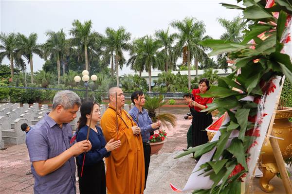 Phường Việt Hòa tổ chức Lễ tâm linh và lấy mẫu hài cốt liệt sĩ phục vụ giám định ADN