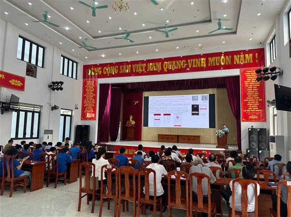 Đoàn thanh niên phường Việt Hoà triển khai hiệu quả mô hình "bình dân học vụ số"