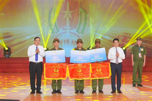 Hội thi lực lượng tham gia bảo vệ an ninh, trật tự ở cơ sở giỏi toàn quốc lần thứ nhất: Đội thi thành phố Hải Phòng giành giải A