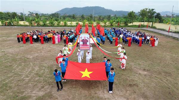 XÃ VIỆT KHÊ SẴN SÀNG TRƯỚC GIỜ KHAI MẠC ĐẠI HỘI THỂ DỤC THỂ THAO LẦN THỨ I