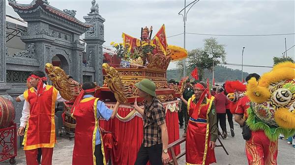LỄ HỘI ĐÌNH LÀNG TRUYỀN THỐNG – LÀNG VĂN HÓA HẠ CÔI, XÃ VIỆT KHÊ 
