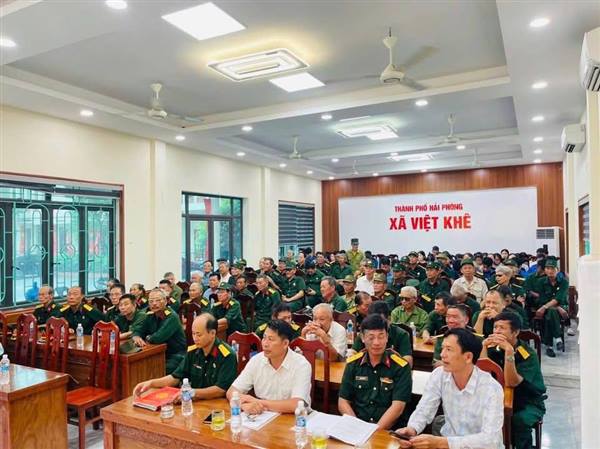 HỘI CỰU CHIẾN BINH PHỐI HỢP ĐOÀN TNCS HỒ CHÍ MINH XÃ VIỆT KHÊ TỔ CHỨC HỘI NGHỊ TUYÊN TRUYỀN NGHỊ QUYẾT CỦA ĐẢNG BỘ XÃ VIỆT KHÊ, TUYÊN TRUYỀN TRUYỀN THỐNG “BỘ ĐỘI CỤ HỒ” VÀ THÔNG TIN THỜI SỰ TRONG NƯỚC, QUỐC TẾ 