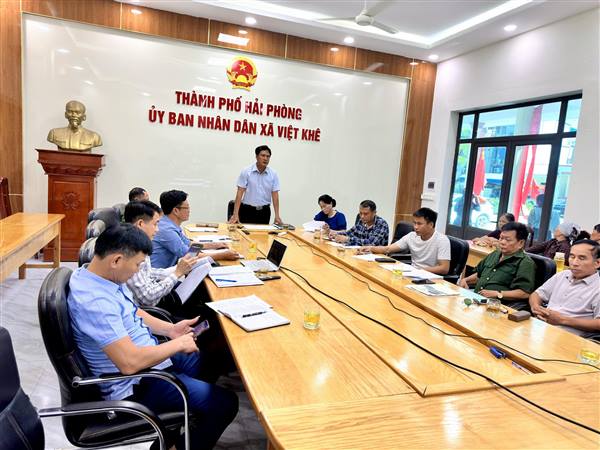 UBND XÃ VIỆT KHÊ TỔ CHỨC HỘI NGHỊ NHẬN CHUYỂN NHƯỢNG QUYỀN SỬ DỤNG ĐẤT NÔNG NGHIỆP THỰC HIỆN DỰ ÁN NHÀ MÁY SẢN XUẤT BÊ TÔNG TẠI THÔN AN SƠN 3