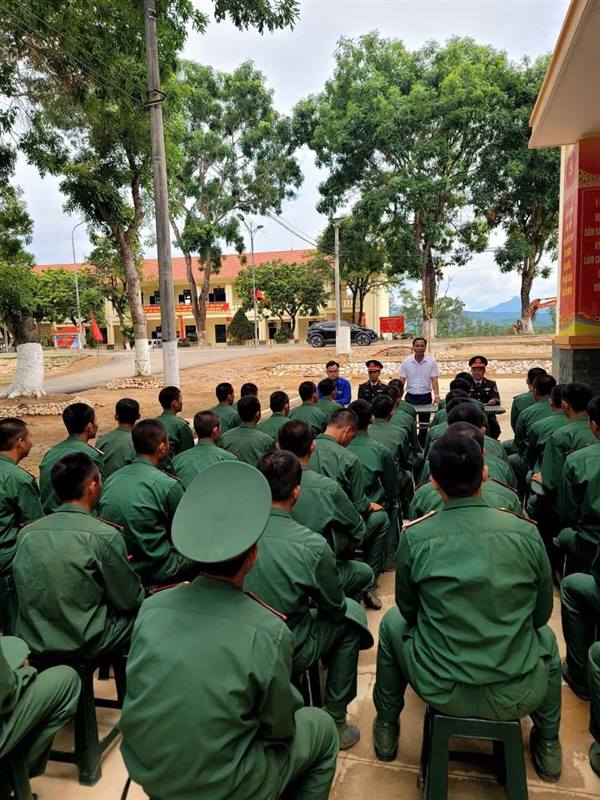 XÃ VIỆT KHÊ DỰ LỄ TUYÊN THỆ CHIẾN SĨ MỚI NĂM 2026