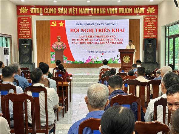 UBND XÃ VIỆT KHÊ TỔ CHỨC HỘI NGHỊ LẤY Ý KIẾN VÀO DỰ THẢO ĐỀ ÁN SẮP XẾP, TỔ CHỨC LẠI CÁC THÔN TRÊN ĐỊA BÀN XÃ