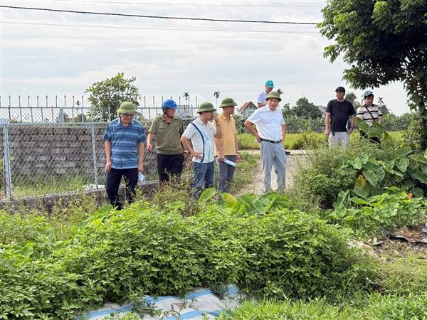 LÃNH ĐẠO UBND XÃ VIỆT KHÊ KIỂM TRA THỰC ĐỊA CÁC NỘI DUNG KIẾN NGHỊ CỦA CỬ TRI TRƯỚC KỲ HỌP THỨ 3 HĐND XÃ NHIỆM KỲ 2026 – 2031