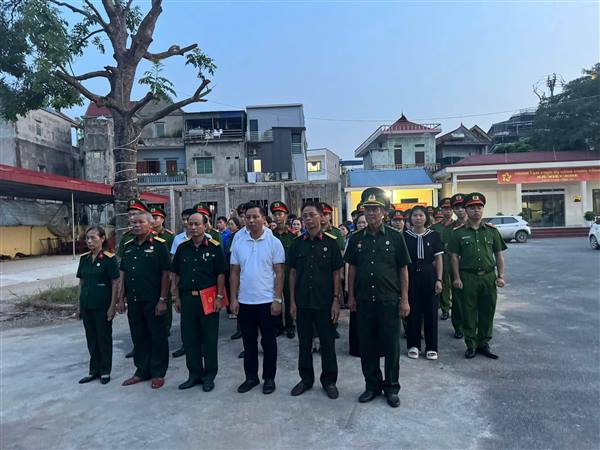TUỔI TRẺ VIỆT KHÊ ĐỒNG LOẠT TỔ CHỨC LỄ THẮP NẾN TRI ÂN TẠI 04 ĐÀI TƯỞNG NIỆM LIỆT SĨ