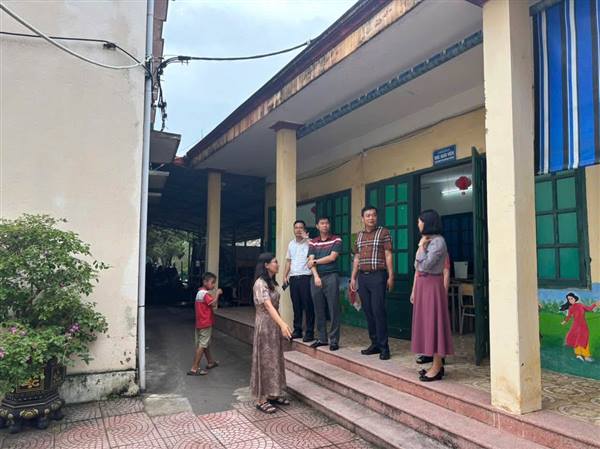 XÃ VIỆT KHÊ KIỂM TRA CƠ SỞ VẬT CHẤT CÁC TRƯỜNG HỌC