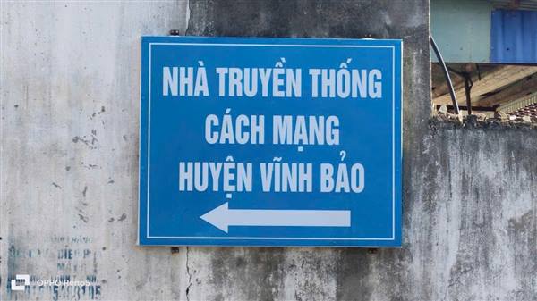 Sáng ngày 8/8/2025, tại "Địa chỉ đỏ" - ngôi nhà lịch sử của đồng chí Trịnh Khắc Dần, thuộc thôn Cổ Am 1, xã Vĩnh Am, thành phố Hải Phòng - đã diễn ra Lễ dâng hương kỷ niệm 87 năm ngày thành lập Chi bộ Đảng đầu tiên của huyện Vĩnh Bảo cũ (8/8/1938 - 8/8/2025).